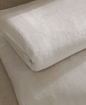 Core Plush Solid Blanket, Twin
