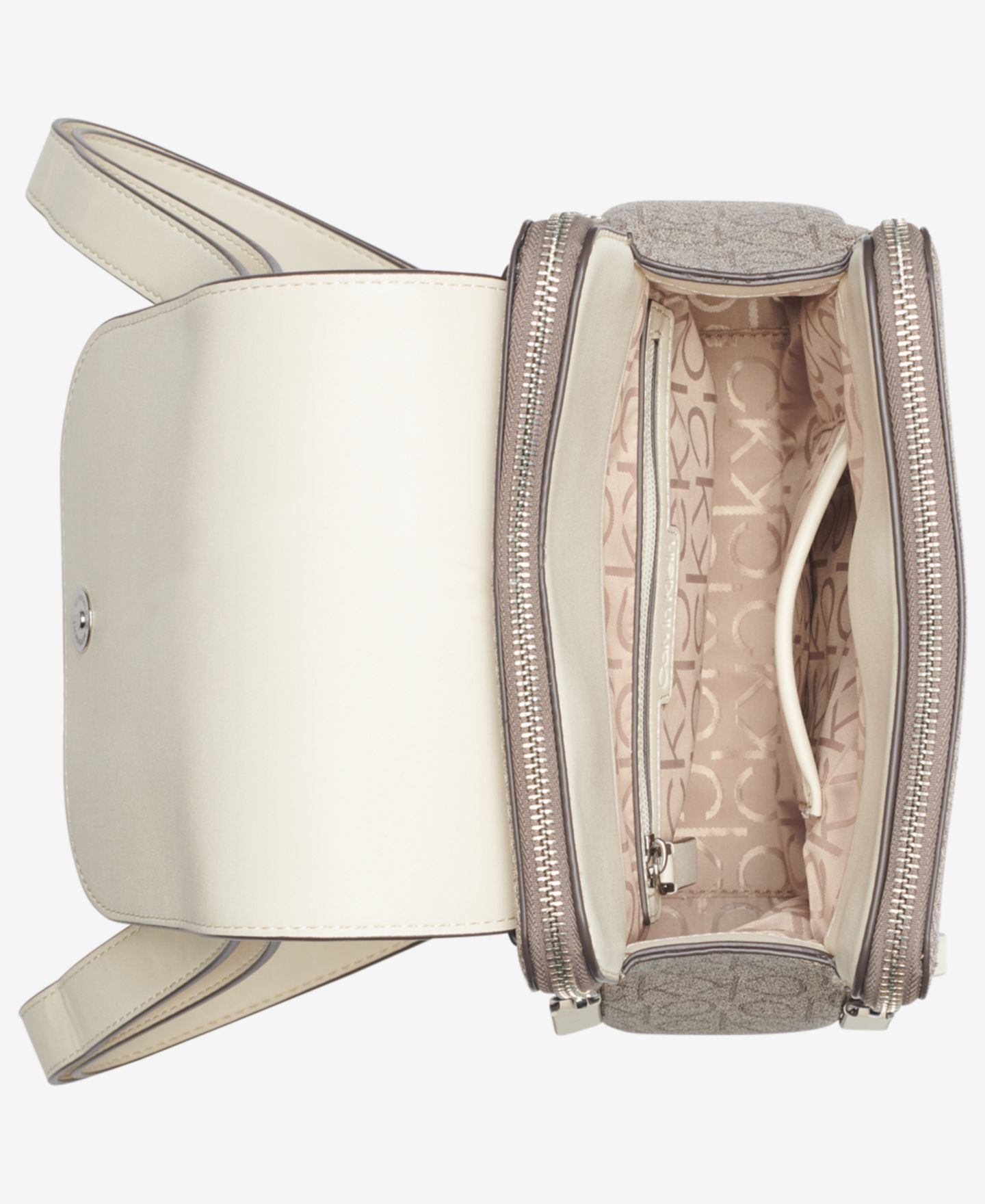 Рюкзак Calvin Klein Garnet Signature Triple Compartment, цвет: Миндальный серо-коричневый / Белый — фото 3
