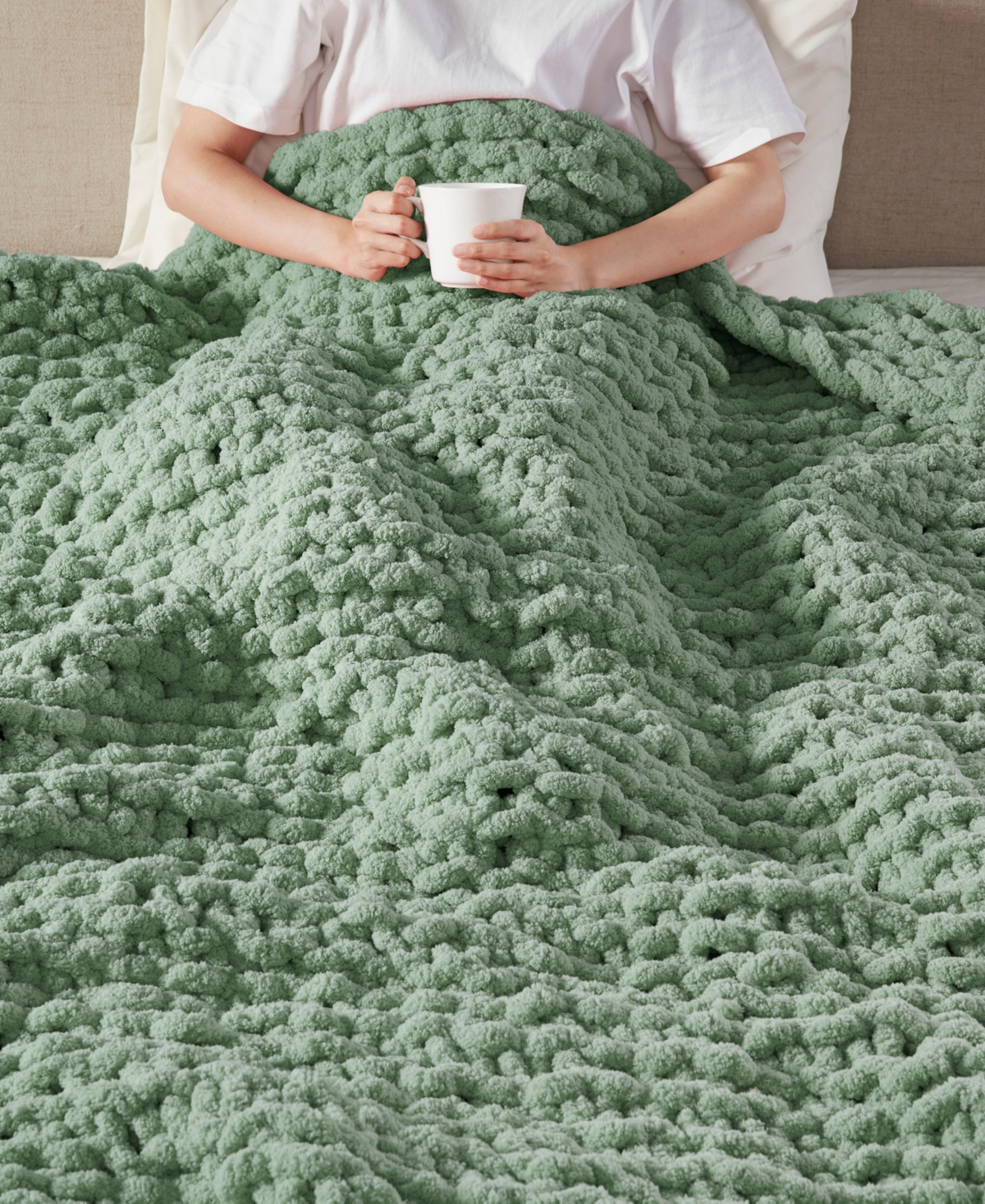 Madison Park Chunky-knit Chenille Throw, 50" X 60" In Red