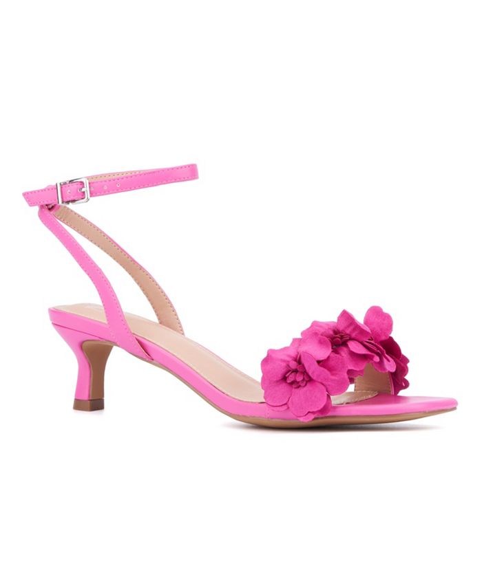 Macys kitten outlet heel sandals
