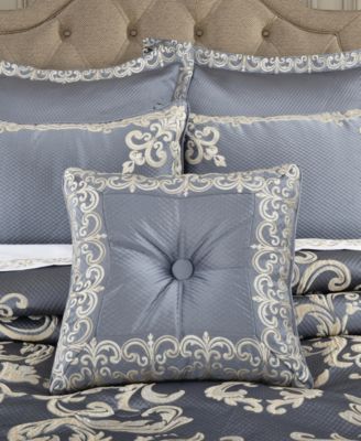 Dicaprio Decorative Pillow, 18" x 18"