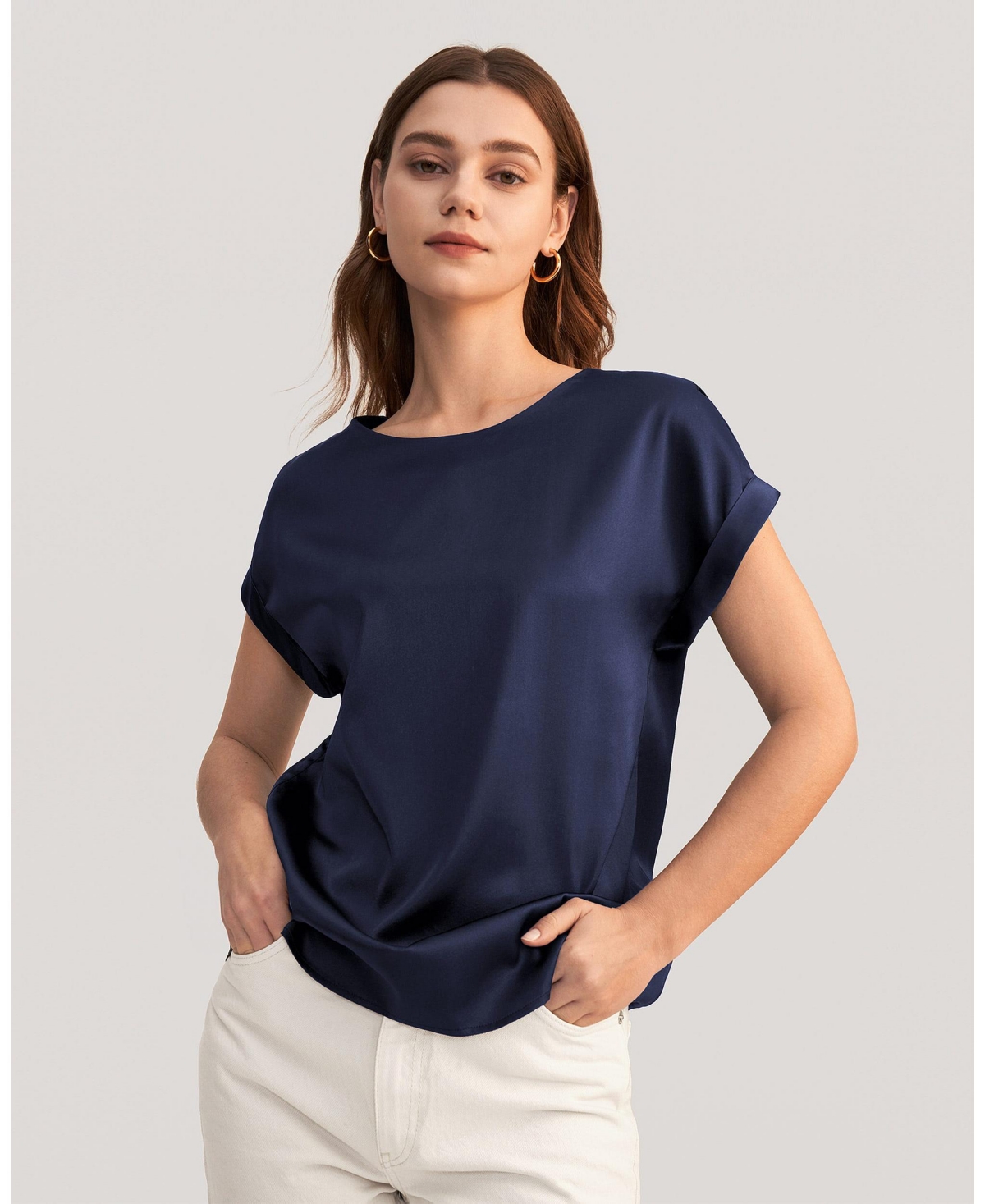 Women's Short Sleeves Round Neck Silk Tee - Black