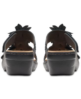 Merliah Raelyn Flower-Detail Wedge Heel Platform Sandals