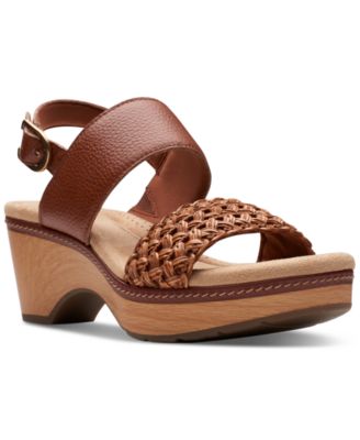 Clarks - Seannah Step Woven Strap Clog-Style Platform Sandals