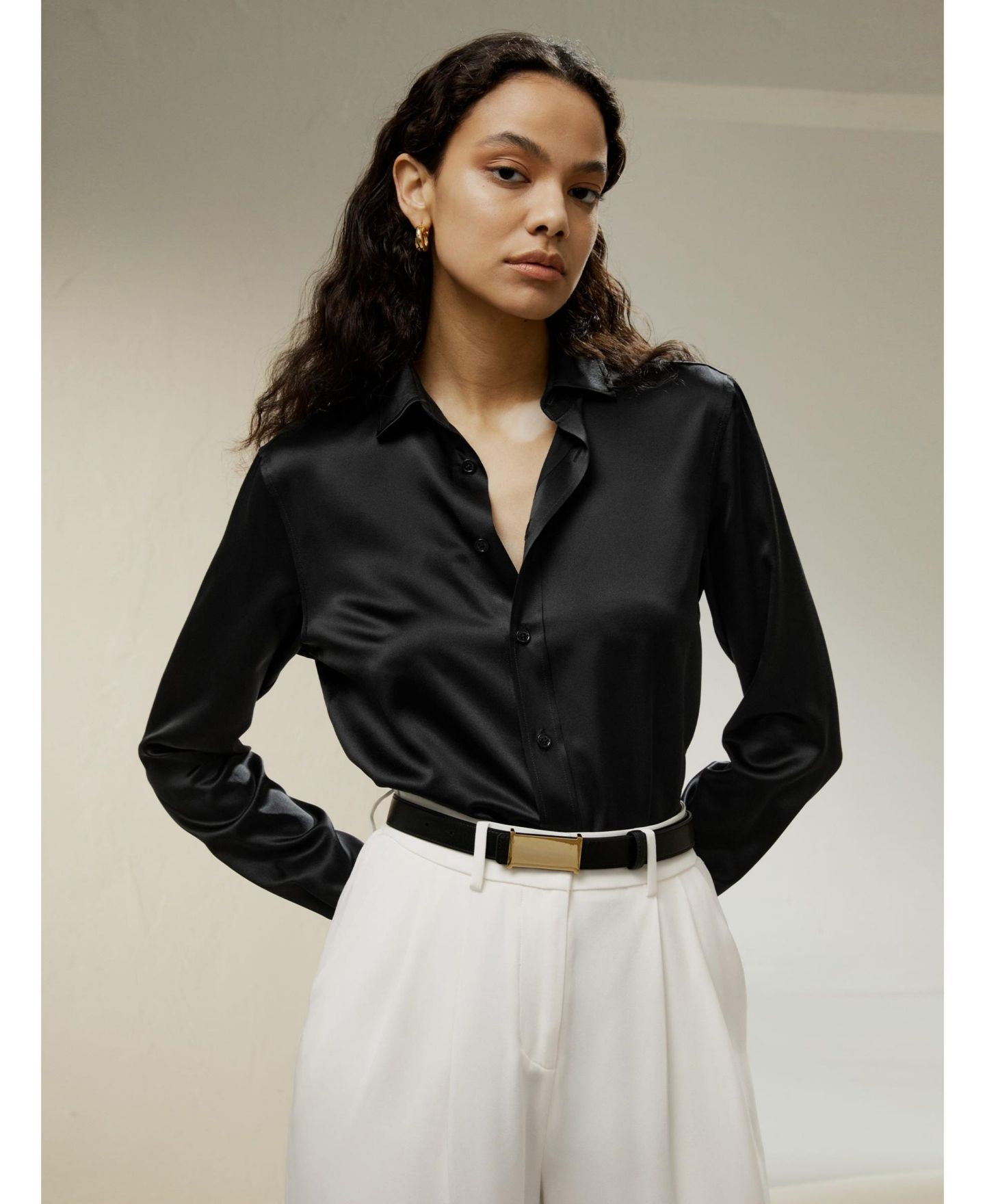 Женская рубашка LILYSILK Tailored Button Down Regular Fit Silk, цвет: Чёрный — фото 3