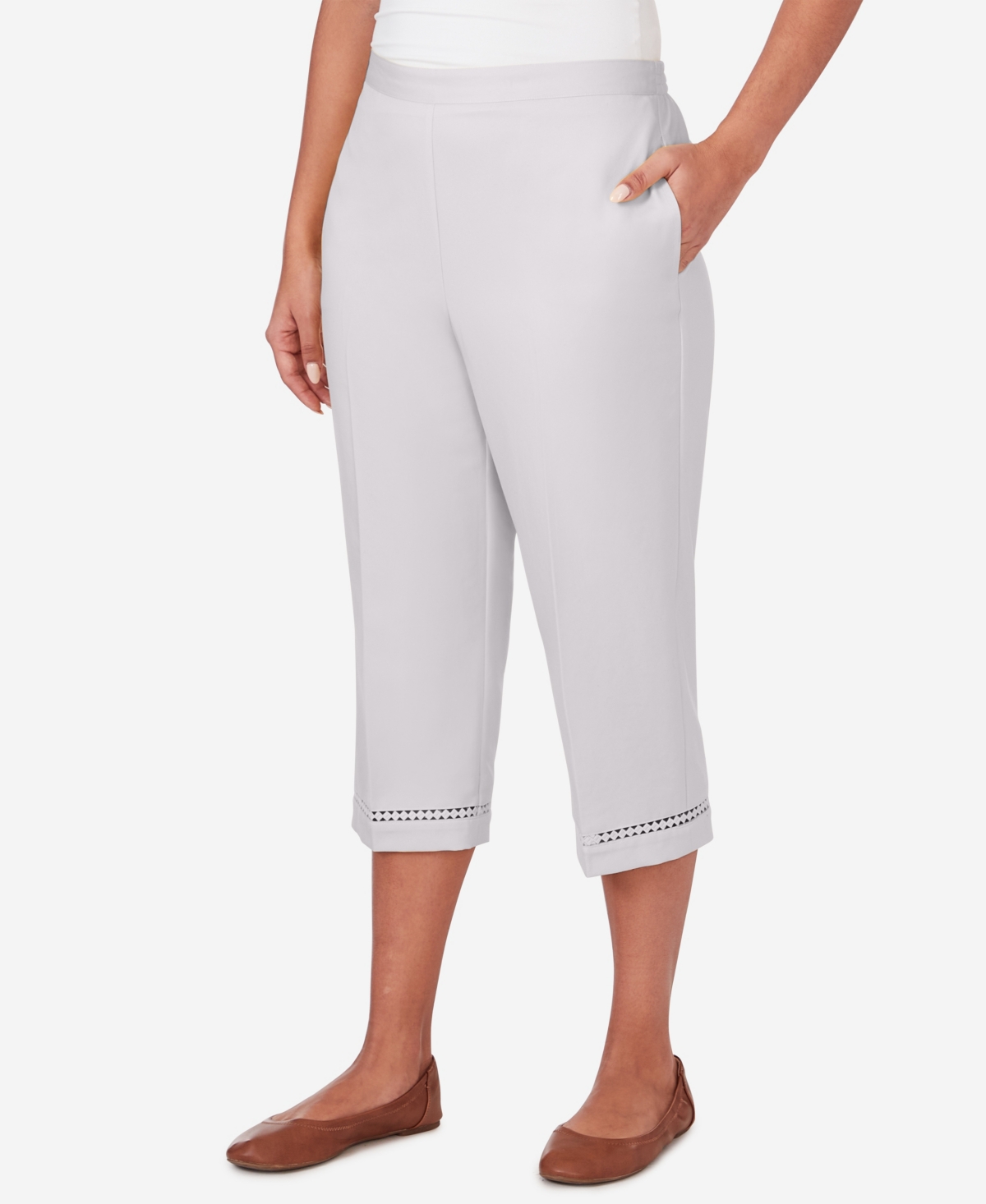 Alfred Dunner Women's Charleston Lace Inset Twill Capri Pants