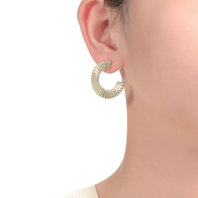 Stylish 14K Gold Plated Ribbed wide Open Circle Hoop Earrings