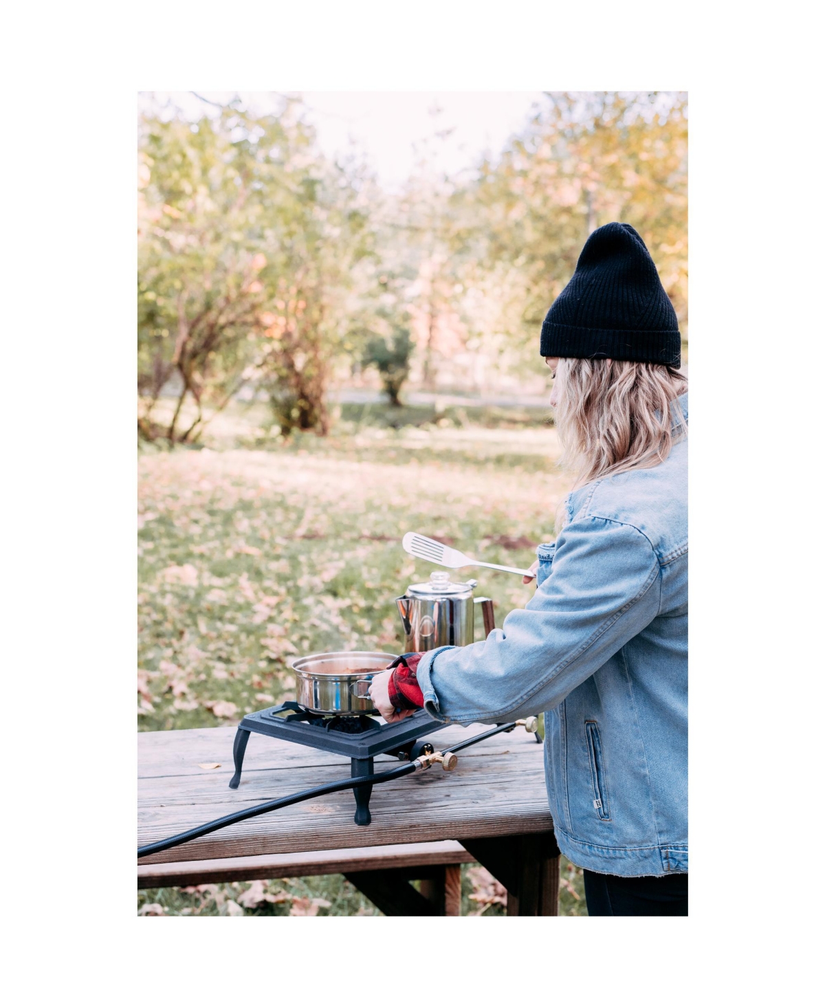 Stansport Double Burner Cast Iron Stove with Regulator Hose