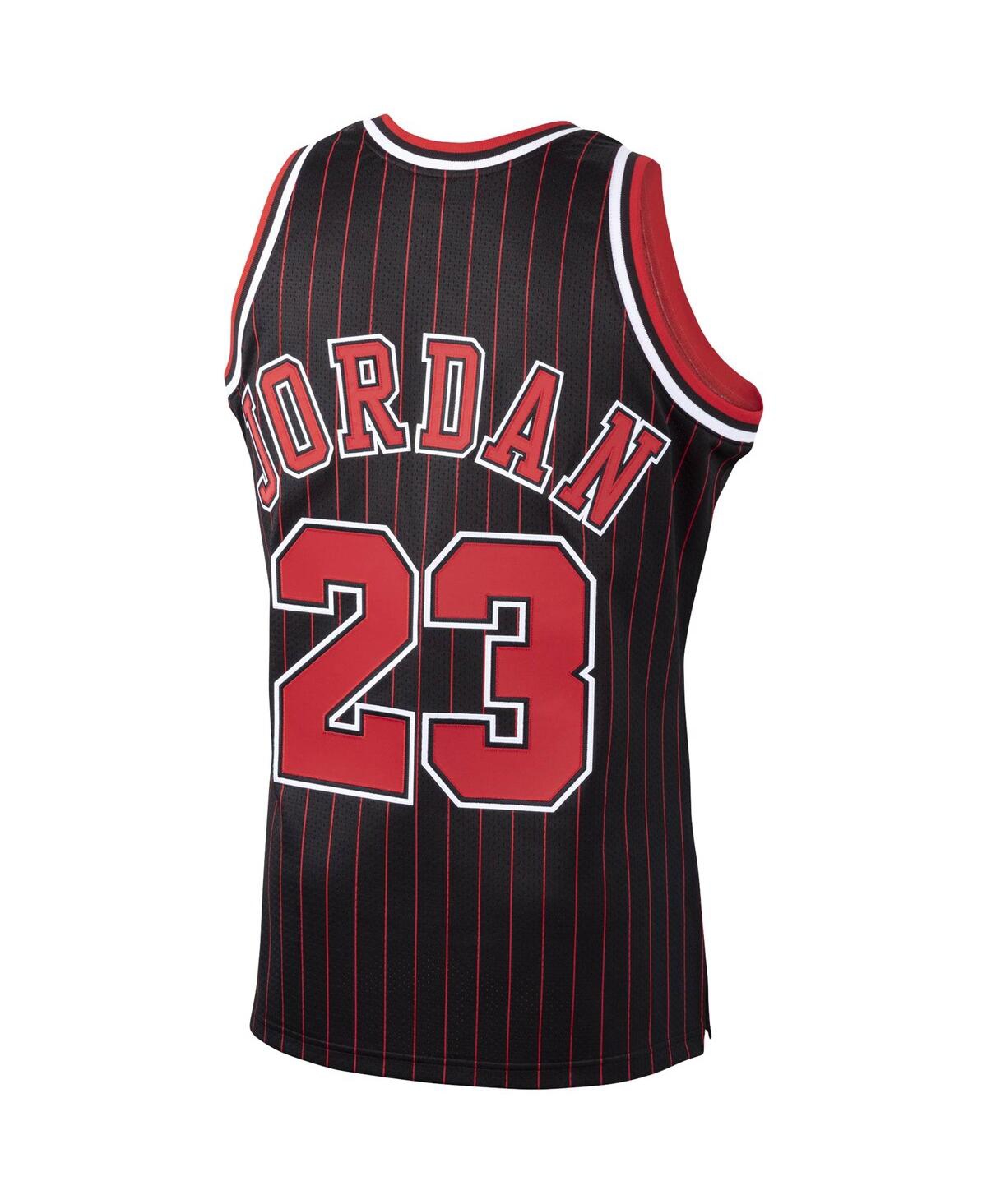 Men's Mitchell & Ness Michael JordanChicago Bulls 1995/96 Hardwood Classics Authentic Jersey - Black