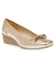 Ak sport deals shoes macys