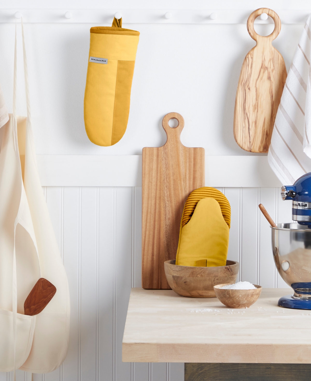 Kitchenaid Beacon 2-pc. Oven Mitt Set In Yellow