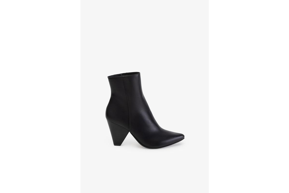 Women's Leo Ankle Boots