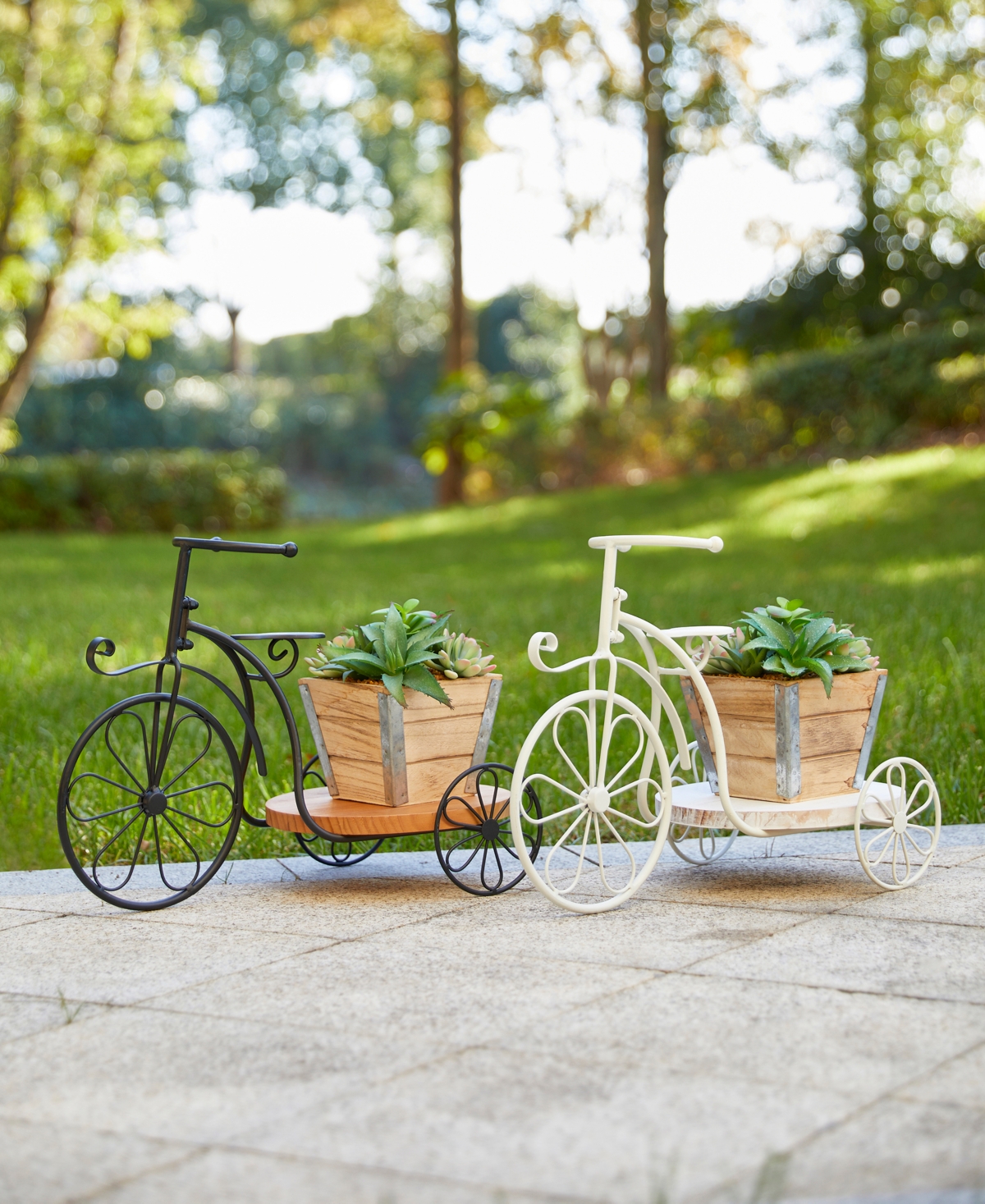 Glitzhome 18" L Washed Solid Wood And Metal Tricycle Planter Stand In White