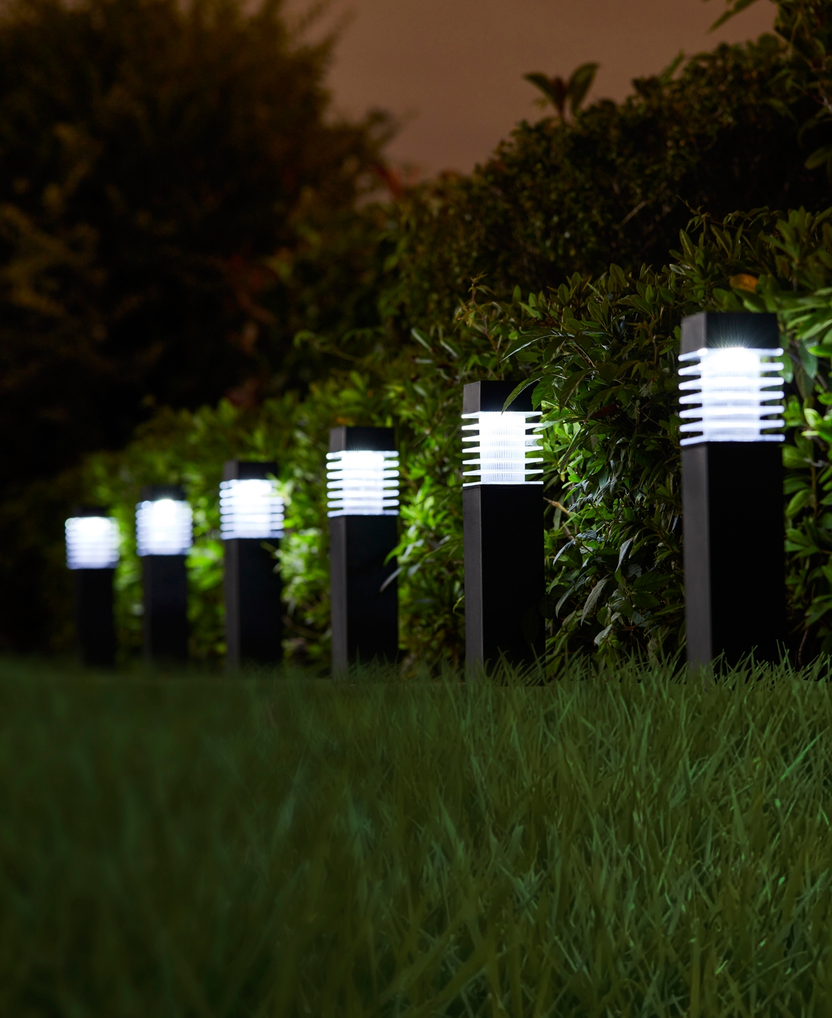 Glitzhome 15.25" H Set Of 6 Solar Powered Transparent Texture Lens Pathway Stake Light In Multi