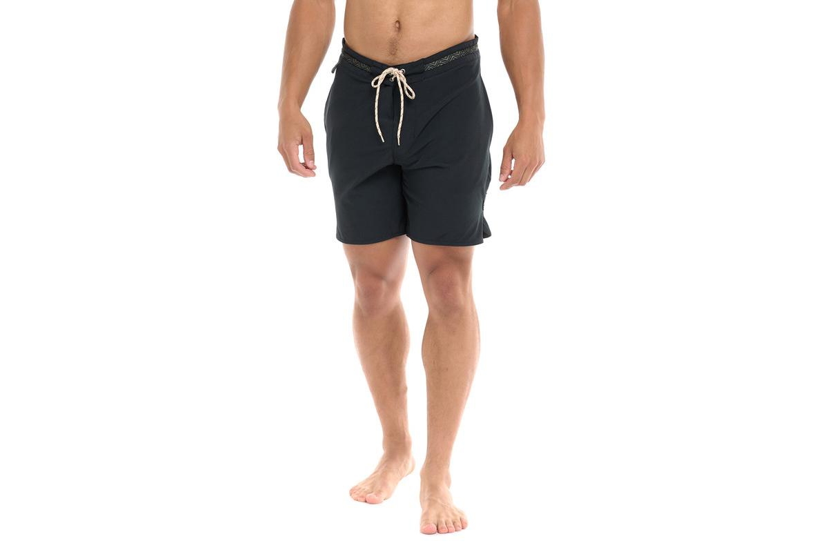 Eidon Mixed Tape Board short