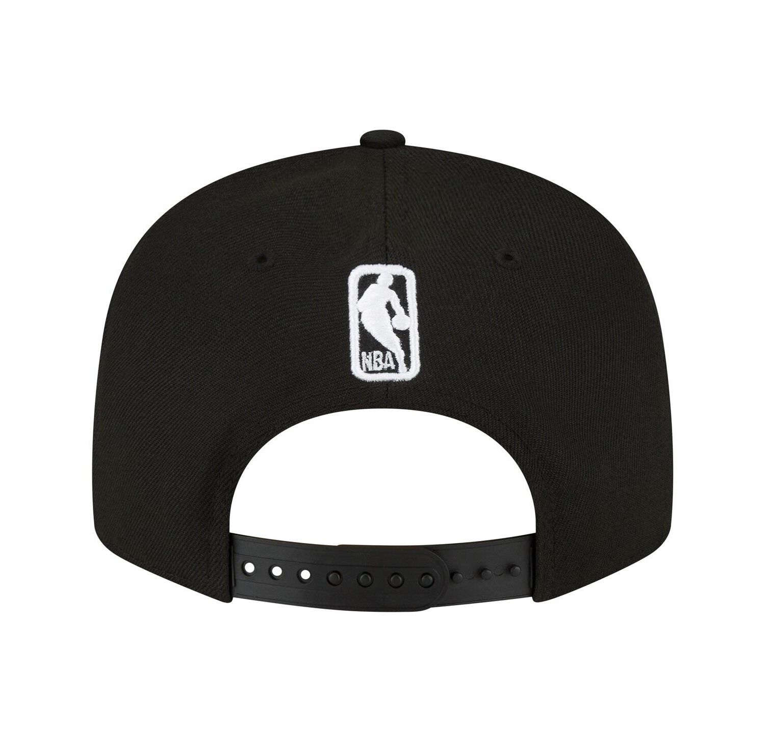 Men's Cleveland Cavaliers Black and White 9FIFTY Snapback Hat