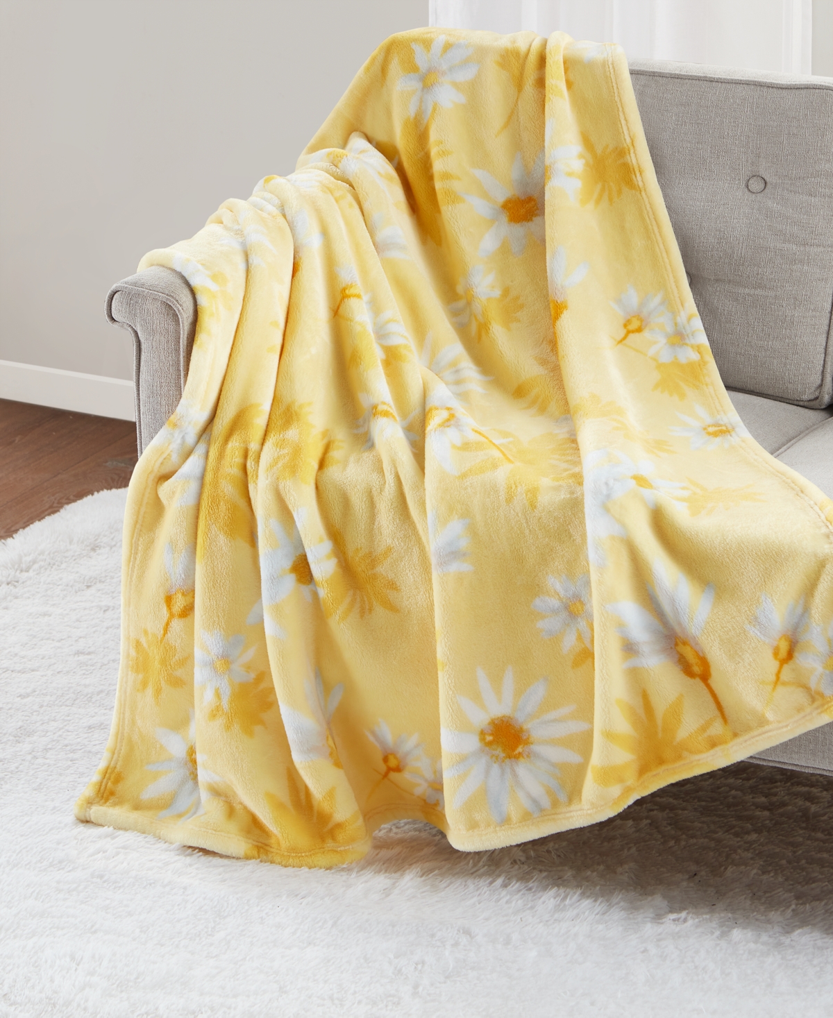 Shop Premier Comfort Cozy Plush Printed Throw, 50" X 70", Created For Macy's In Ditsy Daisy Yellow