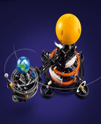 Technic Planet Earth and Moon in Orbit 42179 Building Set, 526 Pieces