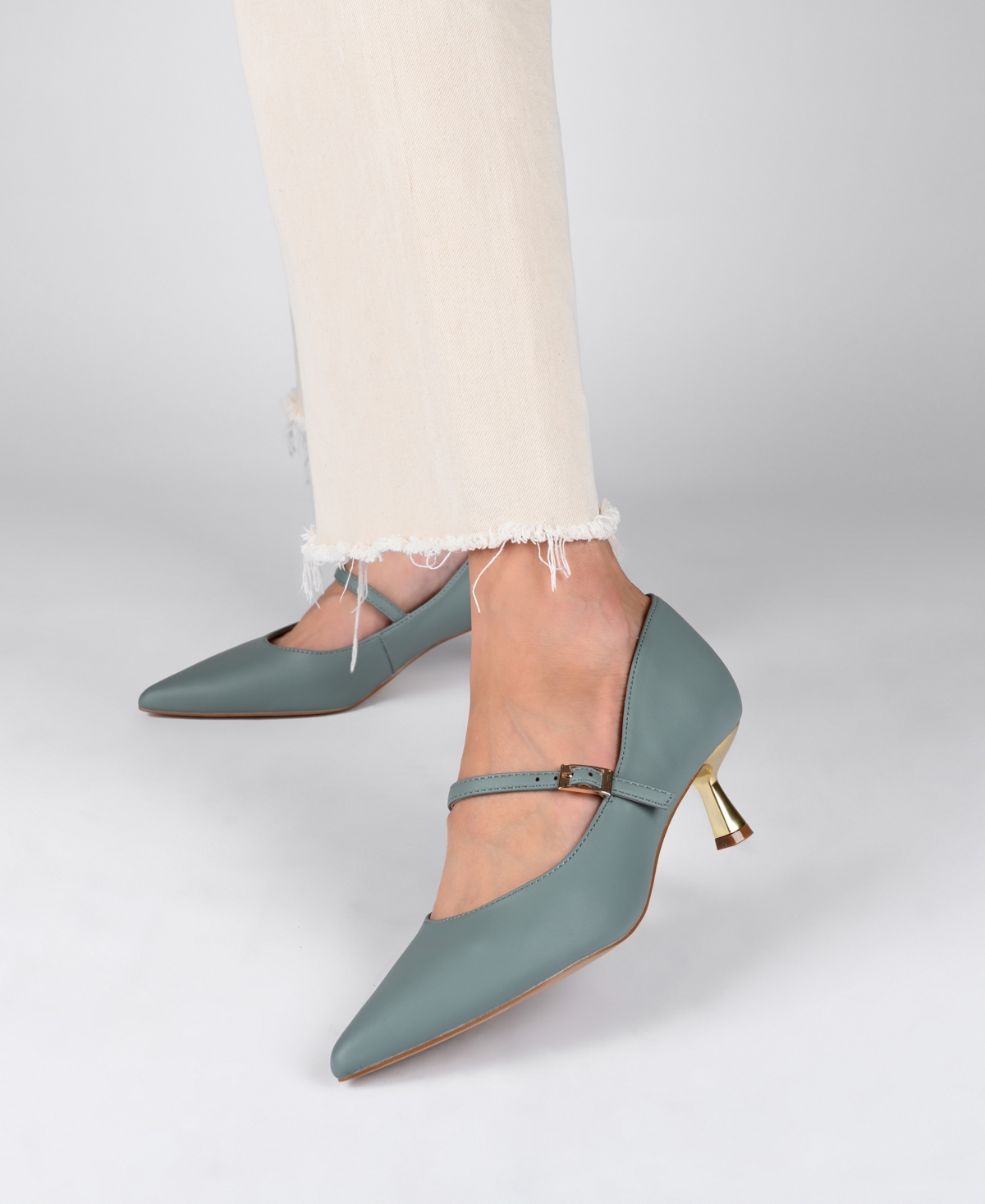 Journee Collection Women's Manza Pointed Toe Mary Jane Kitten Heel Pumps