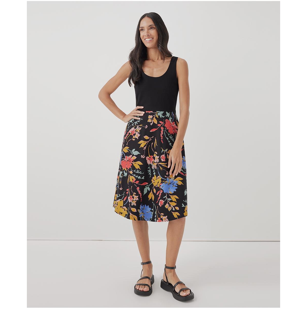 Pact Women's Organic Cotton Fit & Flare Tie-Back Dress