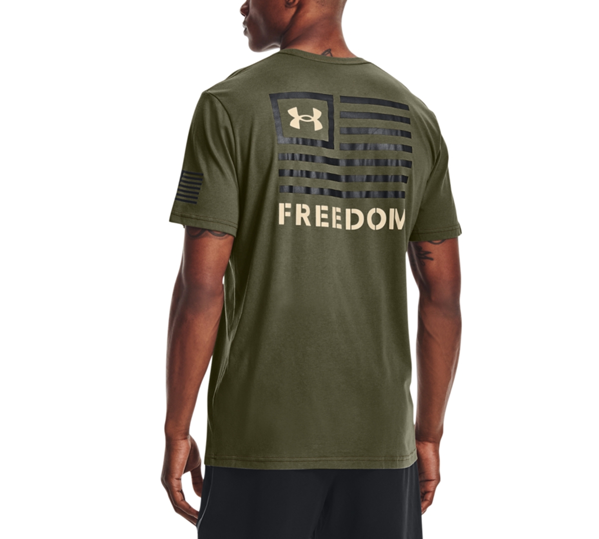 Under Armour Men's Relaxed Fit Freedom Logo Short Sleeve T-Shirt -black