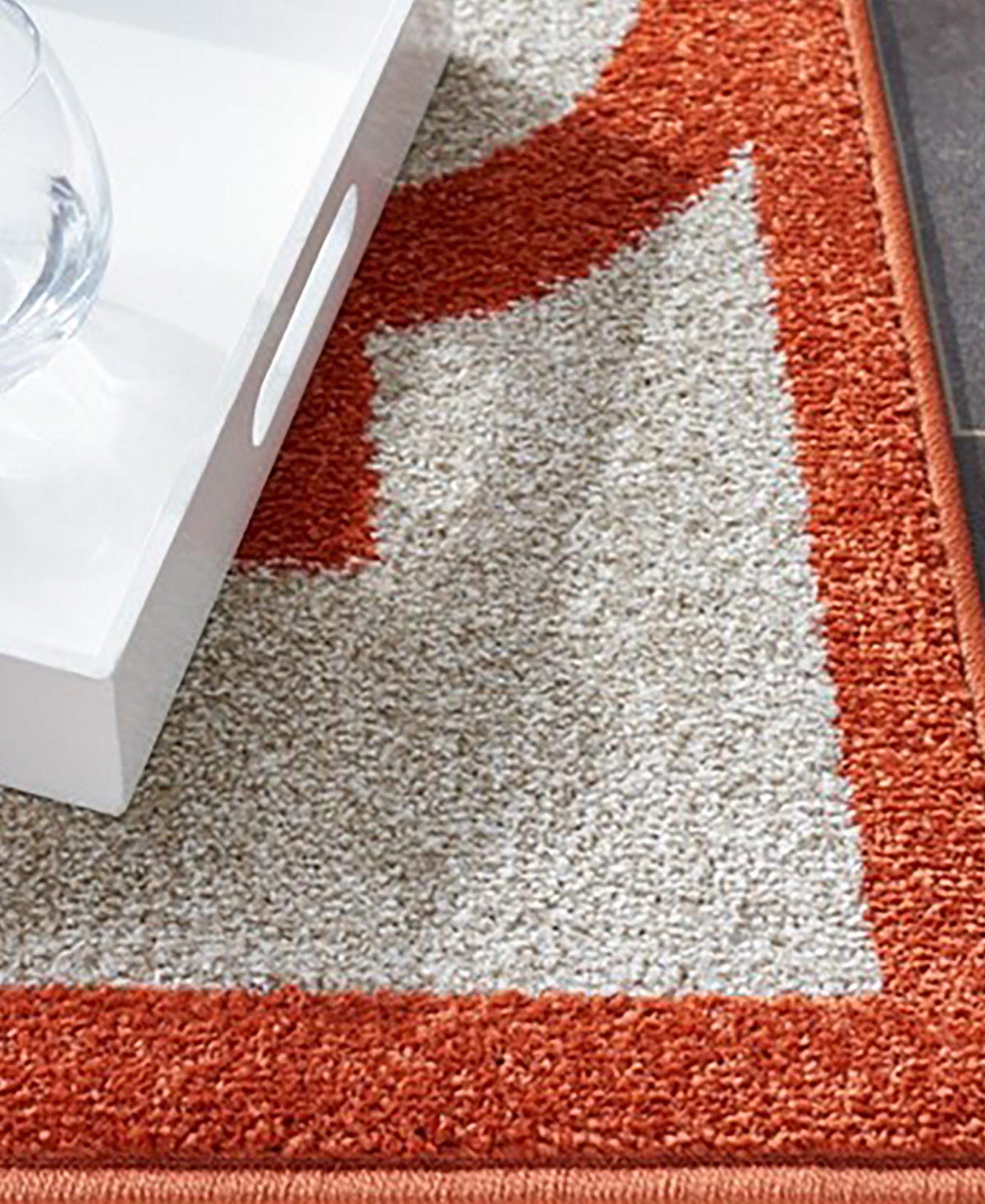 Safavieh Amherst AMT423and Orange Area Rug - Beige