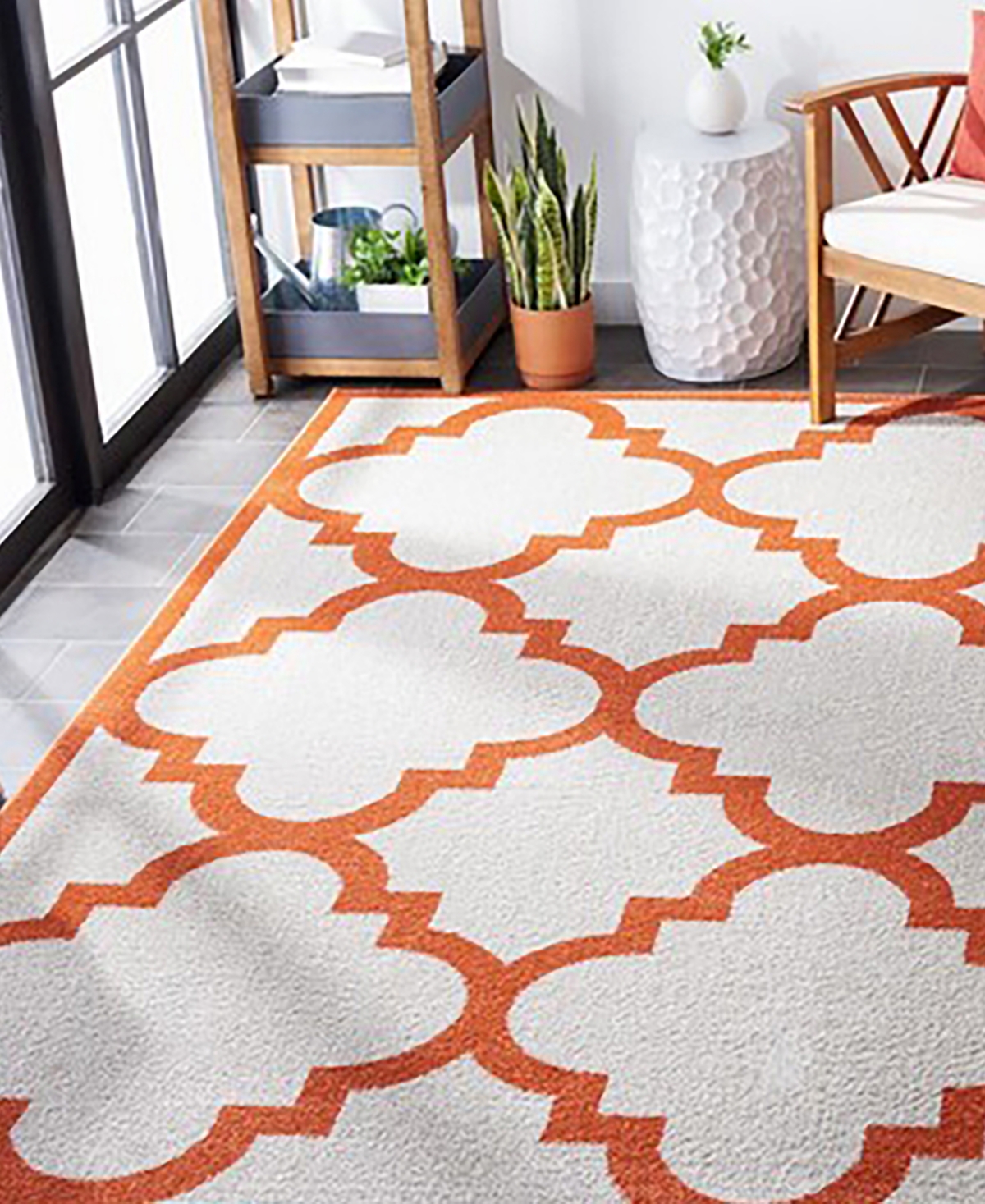 Safavieh Amherst AMT423and Orange Area Rug - Beige