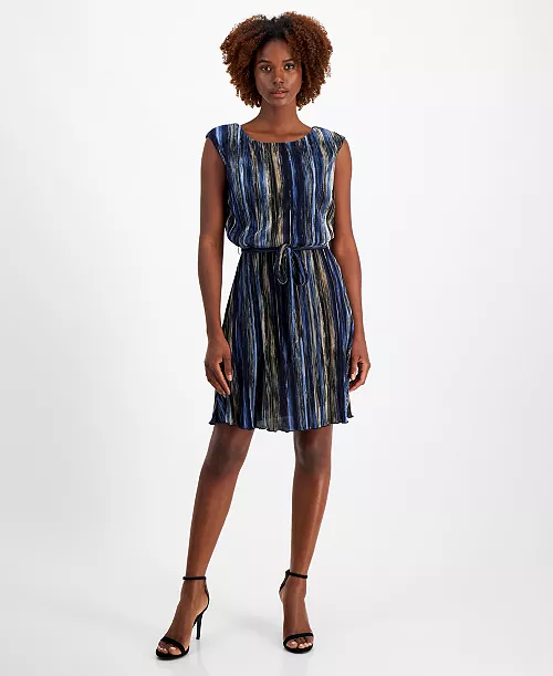 petite printed round-neck sleeveless dress