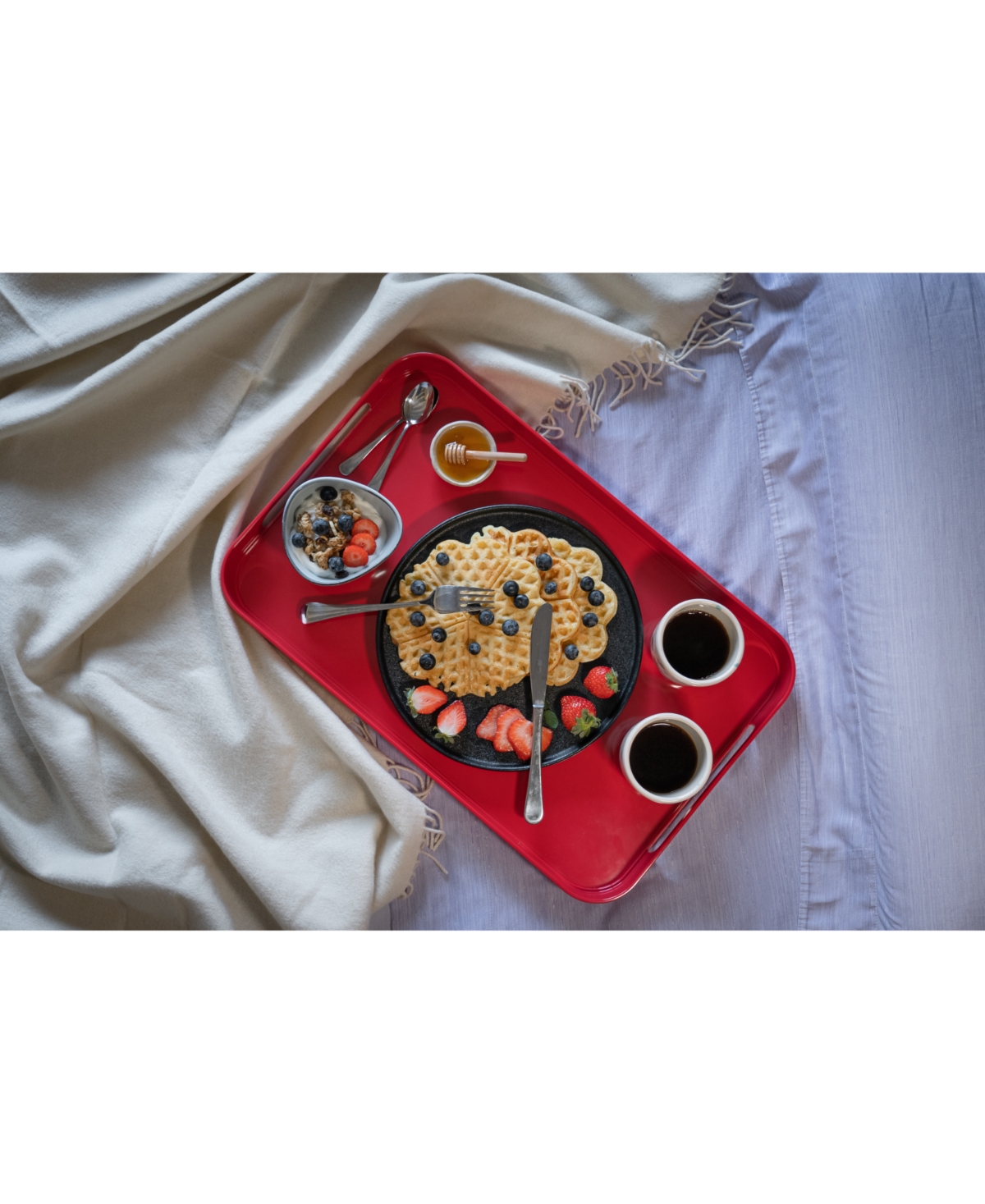 Trebonn Pile 1pc. X-large Tray In White