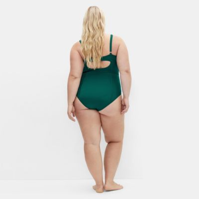 Plus Size Grenada Underwire 1 Piece