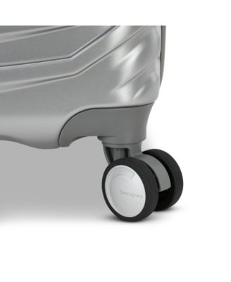 Spin Tech 6 Medium Check-in Spinner, Created for Macy's