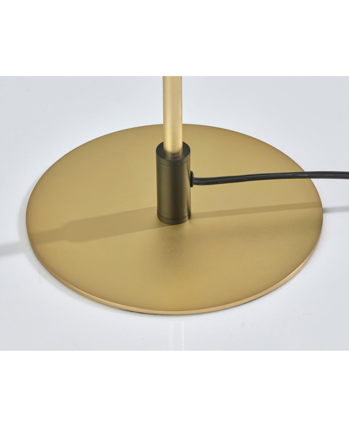 Adesso 54" Kaden Floor Lamp In Brass With Black Accent