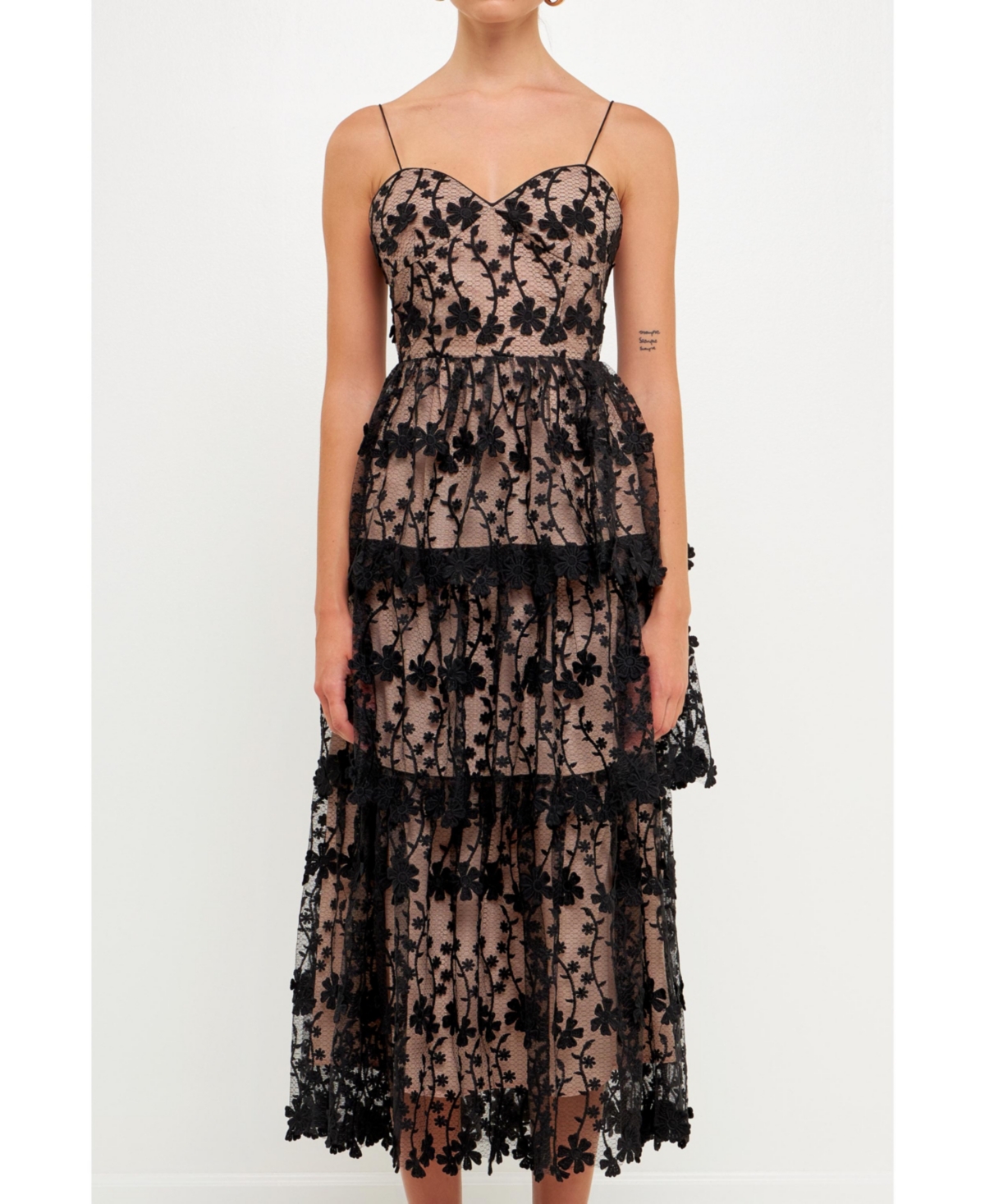 Women's Crochet Tiered Midi Dress - Black