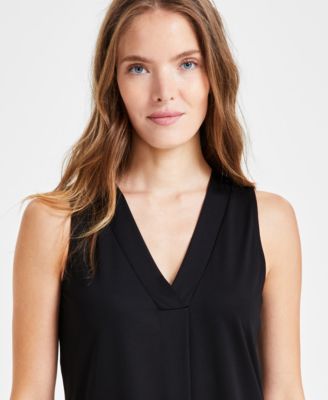 Women's Sleeveless Pleat-Front V-Neck Top 