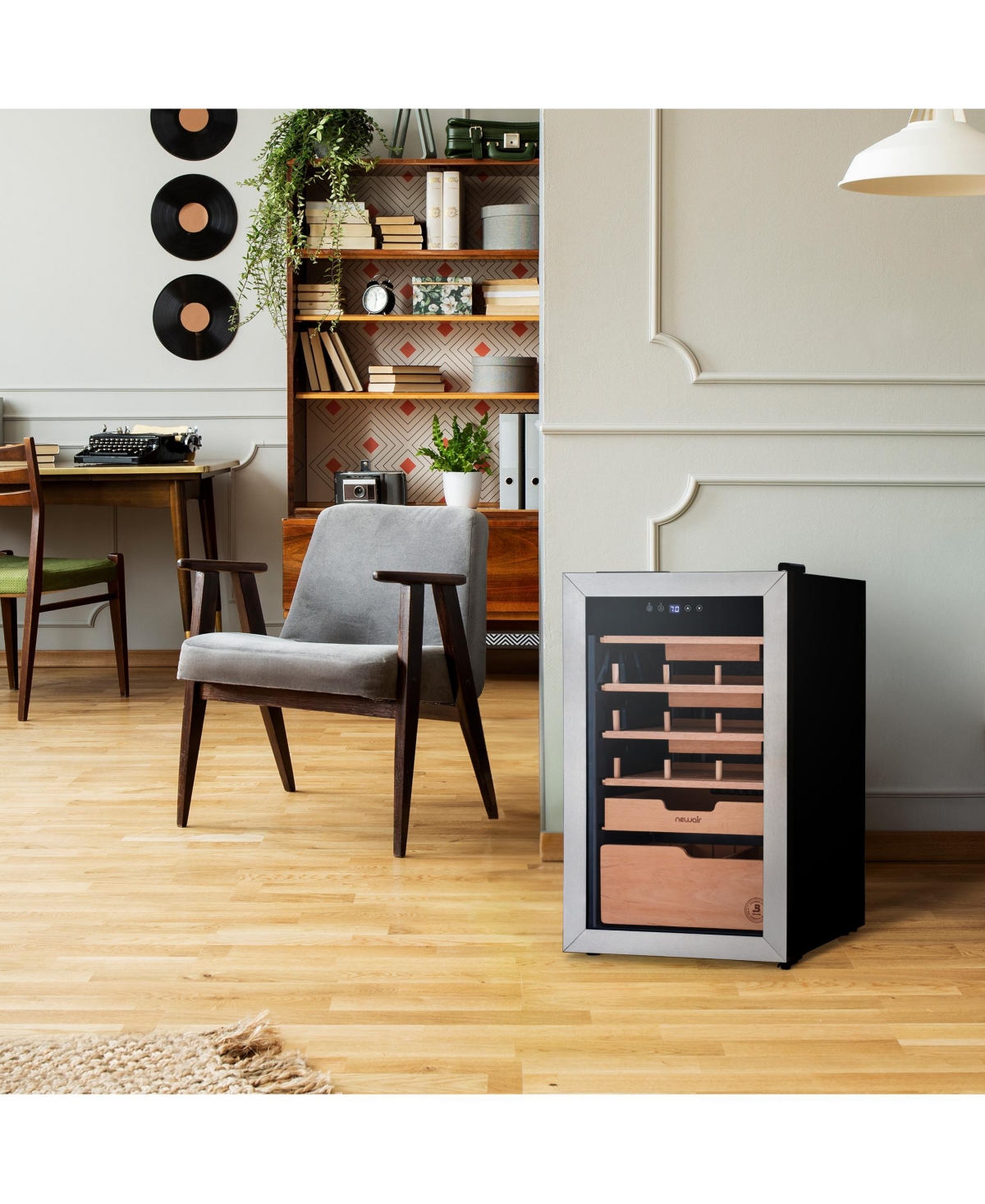 Newair x Boveda 500 Count Electric Humidor, Spanish Cedar Shelves with Temperature Control, Cigar Humidor Box with Built-In Boveda Humidity Control in