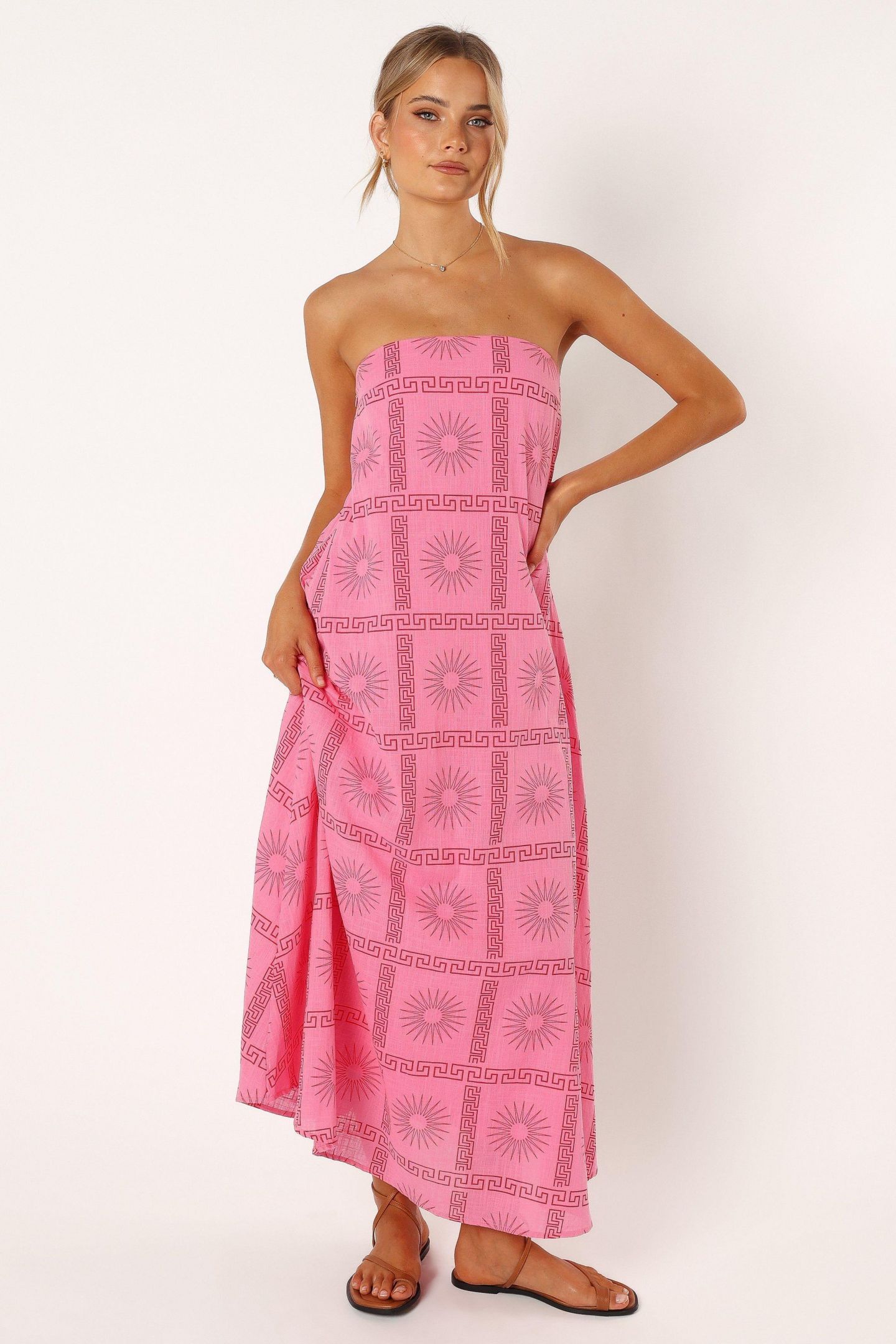 Женское платье Petal and Pup Soph Strapless Maxi, цвет: Розовый красный — фото 4