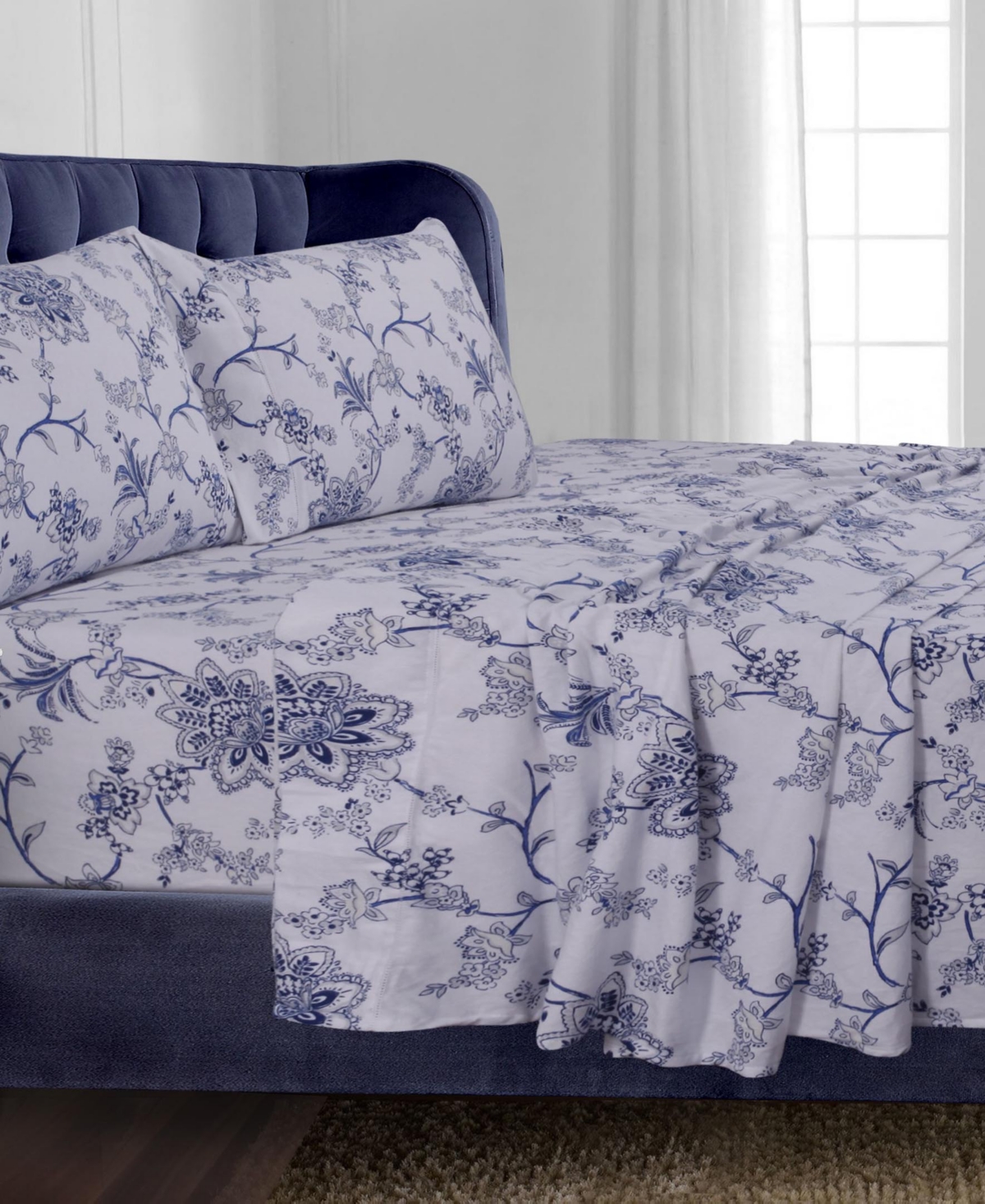Tribeca Living Flannel 200-gsm Floral Printed Extra Deep Pocket Sheet Set