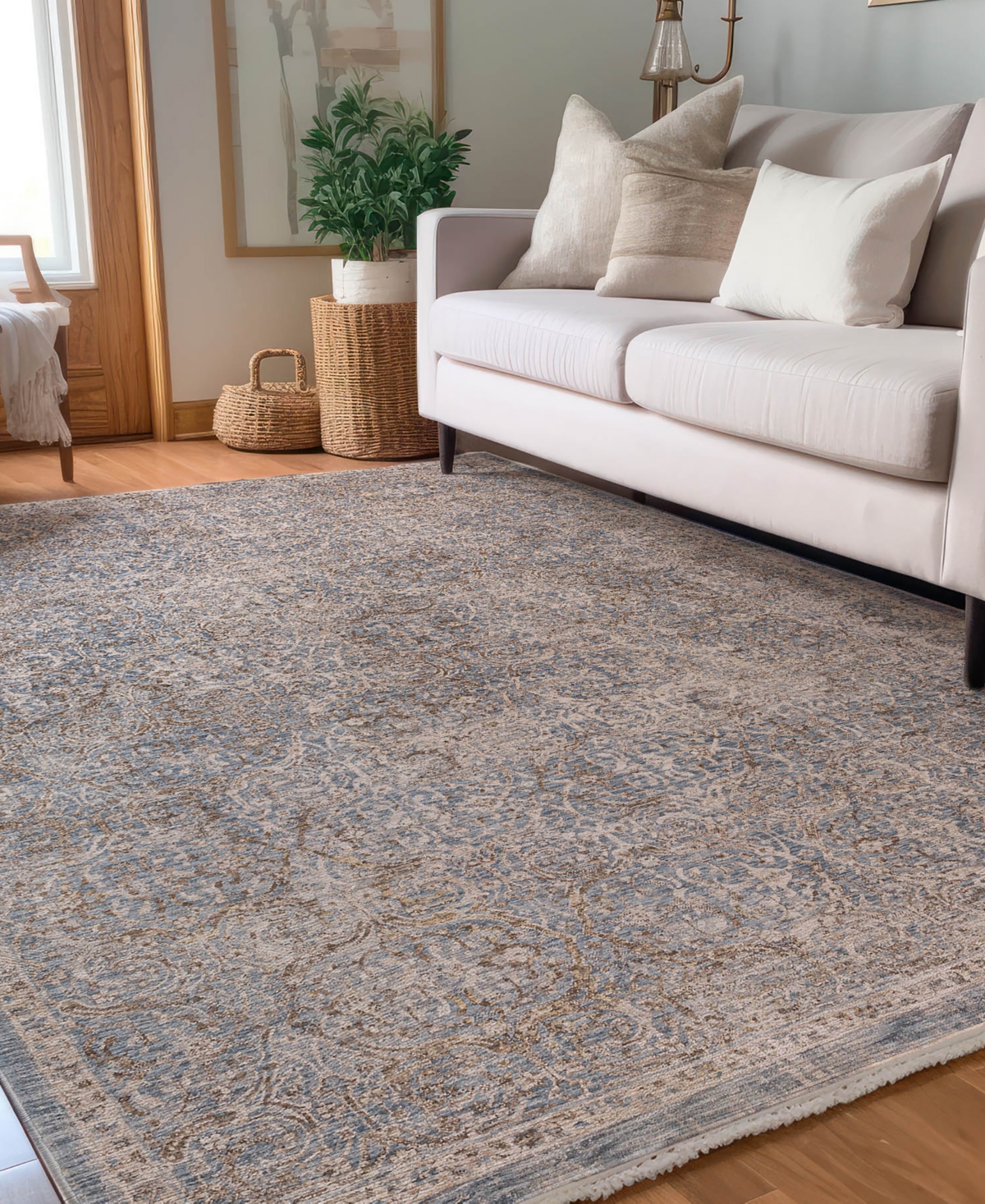 Dalyn Vienna Vi7 1'8x2'6 Area Rug In Denim