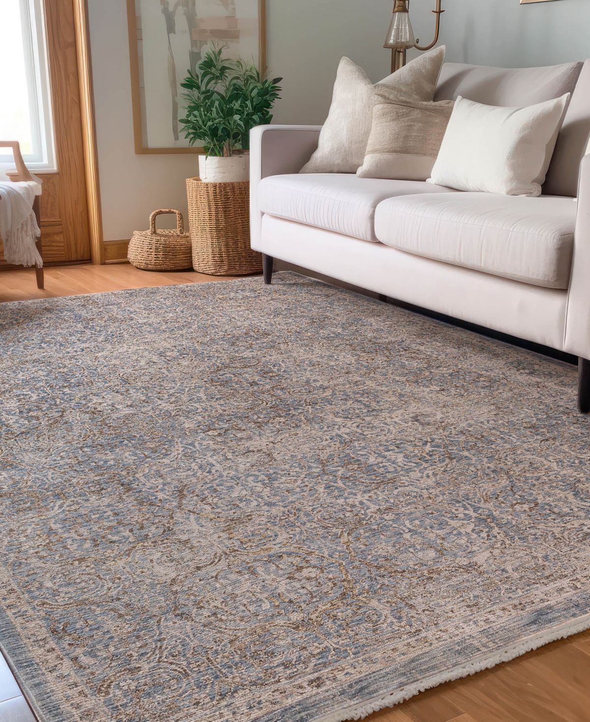 Dalyn Vienna Vi7 5'x7'10 Area Rug In Denim