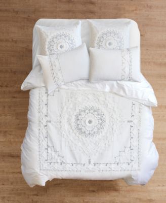 Harleson Medallion Embroidered 2-Pc. Comforter Set, Twin/Twin XL