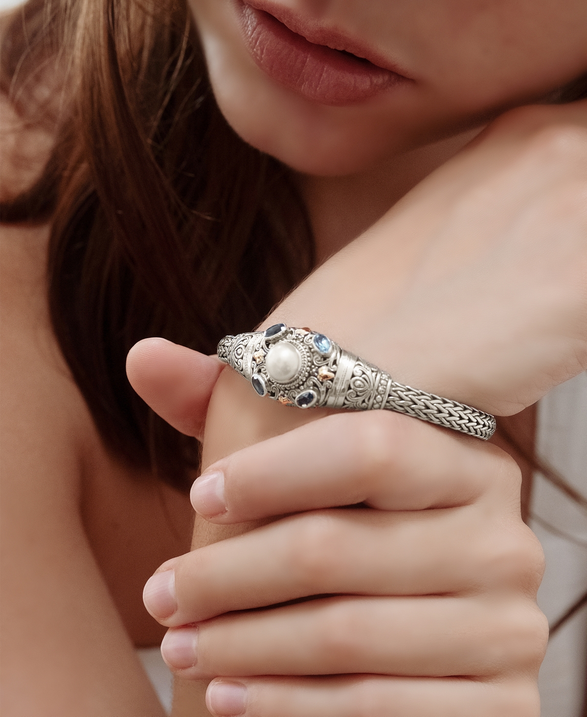 Devata Amethyst, Freshwater Cultured Pearl & Bali Filigree with Dragon Bone Oval 5mm Chain Bracelet in Sterlingand 18K Gold - Silver