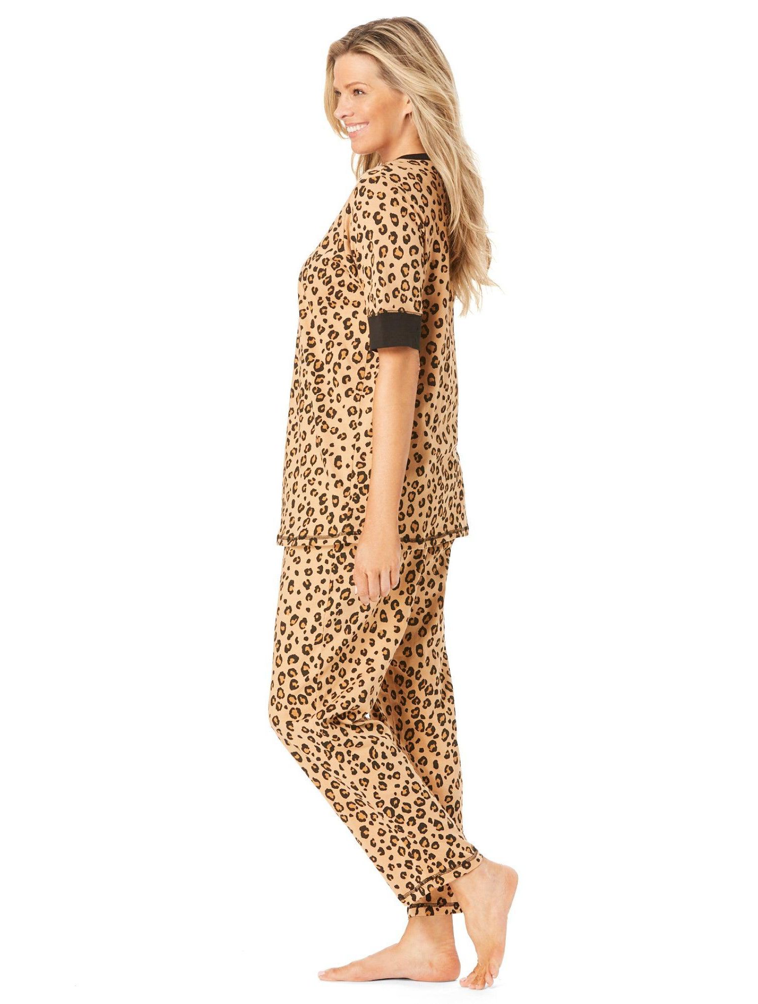Women's Dreams and Co. Printed Henley PJ Set