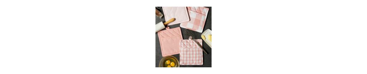 Design Imports Gingham Check Kitchen Collection, Pink, Potholder Set In Pink White