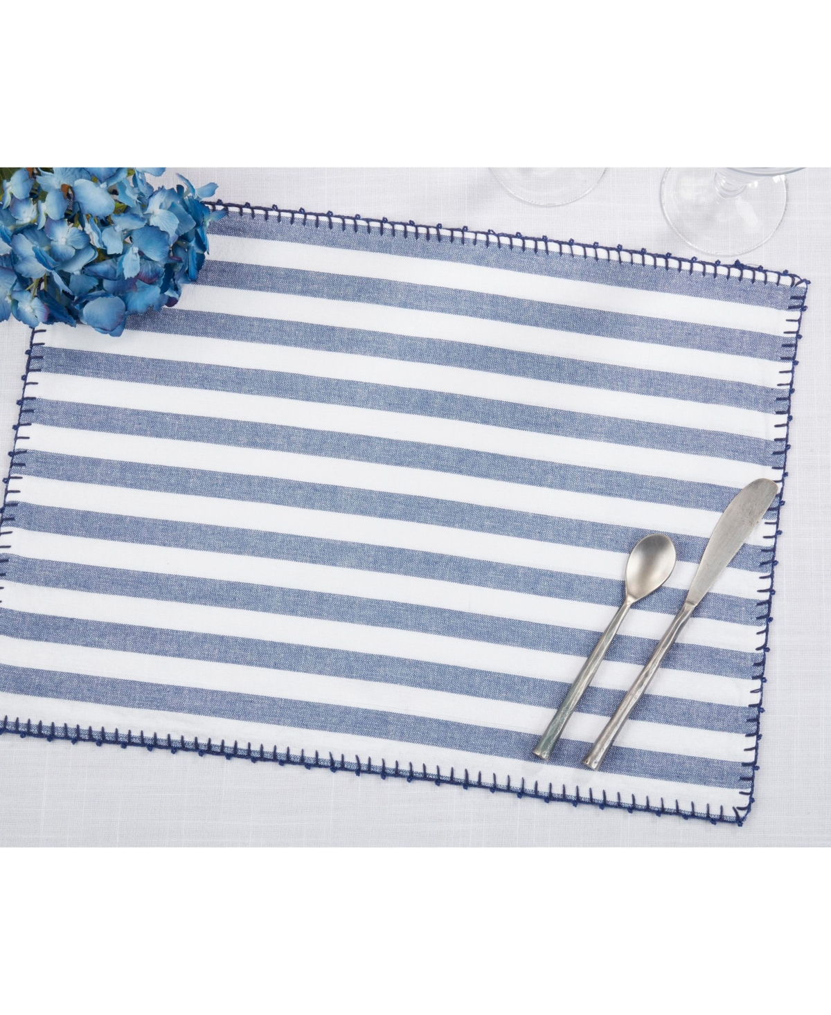 Saro Lifestyle Classic Striped Whipstitch Pom Pom Placemat Set Of 4,14"x20" In Blue