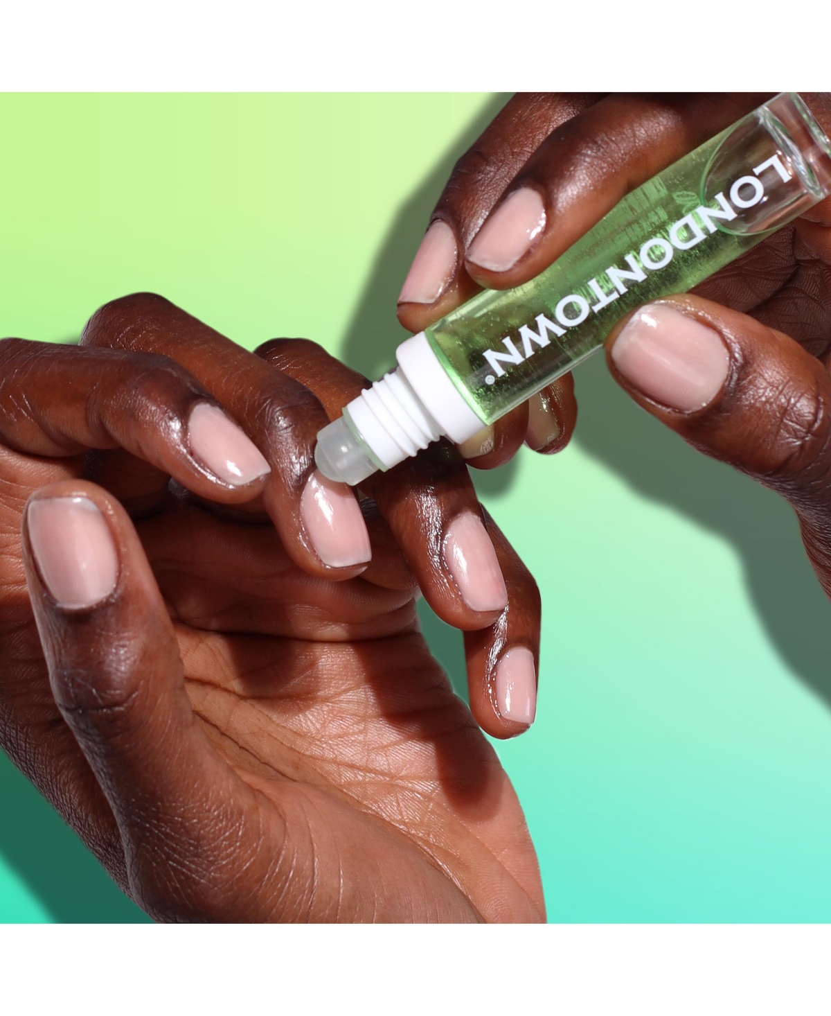 Londontown Roll Glow Cuticle Oil, 0.4 Oz. In Agave Pear
