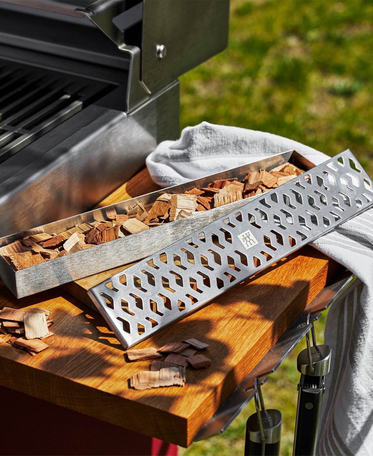 Shop Zwilling Bbq 4pc Smoker Set In Multi