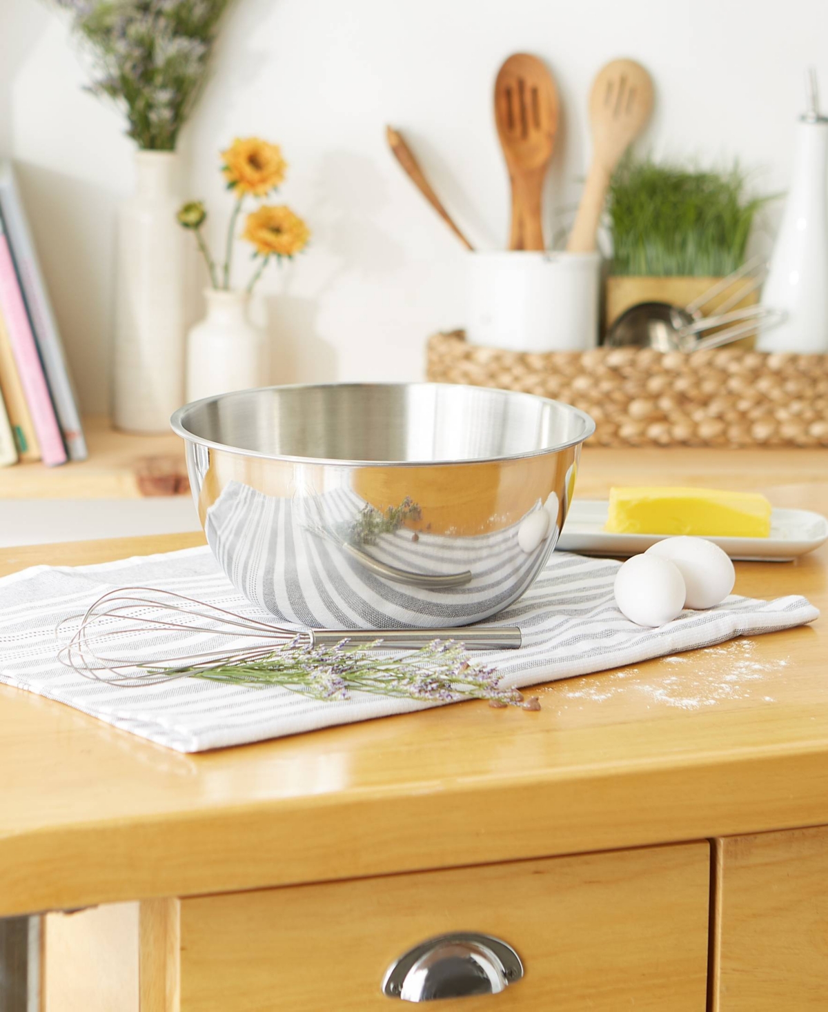 Rsvp International Endurance Stainless Steel 4 Qt Mixing Bowl In Silver