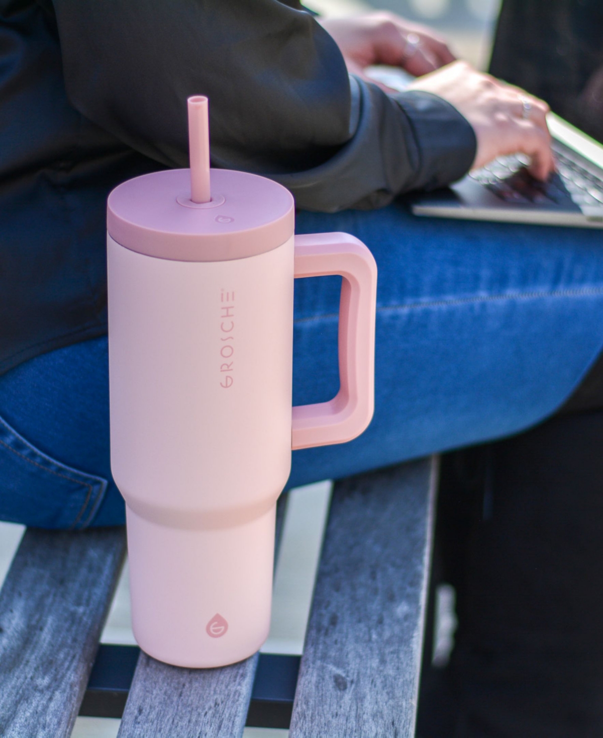 GROSCHE 40OZ INSULATED TUMBLER WITH STRAW AND HANDLE 