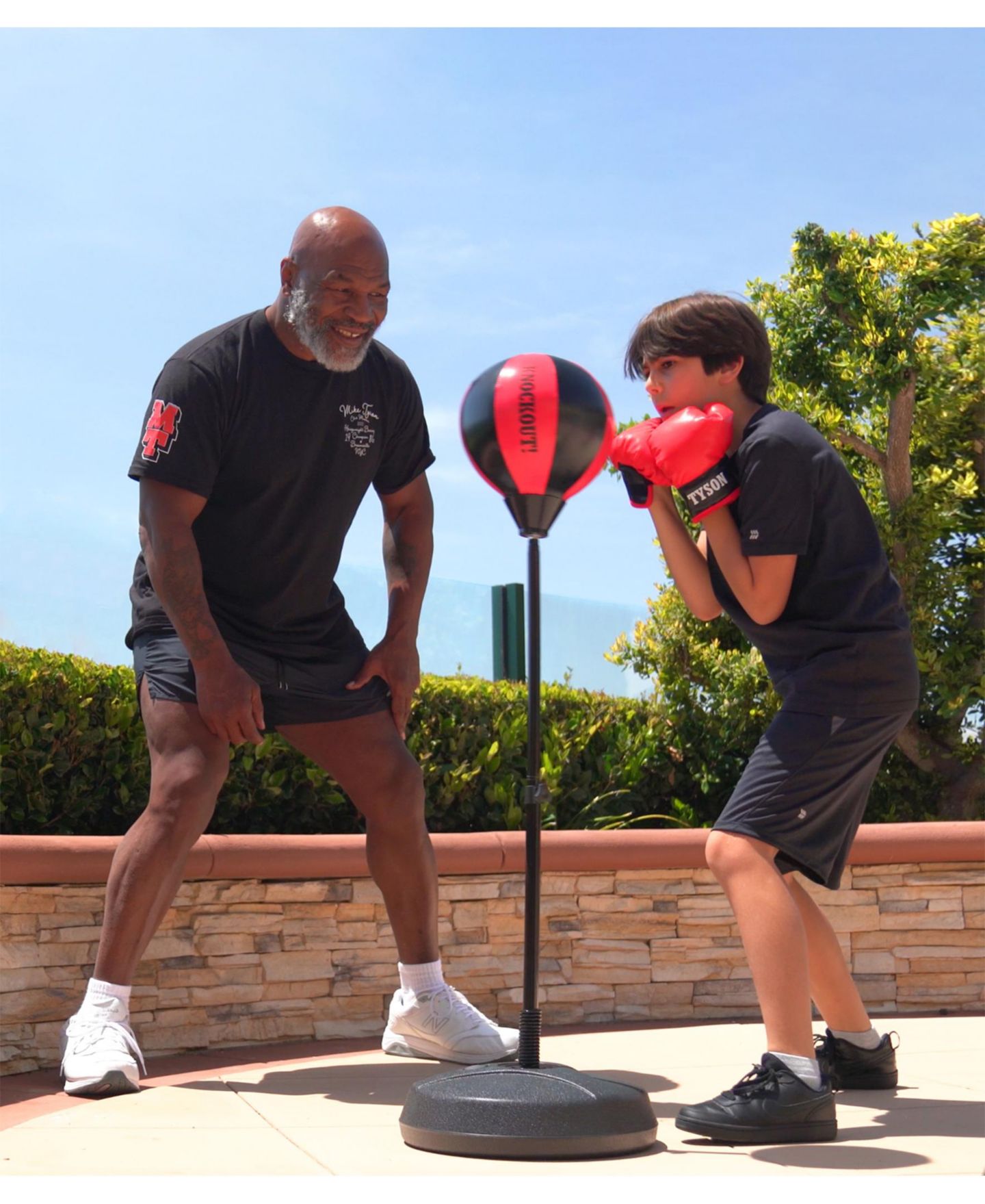 Детские игрушки World Tech Toys Mike Tyson All-Star Junior Adjustable Reflex Bag Boxing Set, от 6 лет, цвет: Разноцветный — фото 1