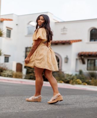 Women's Giselle Dove Wedge Sandals